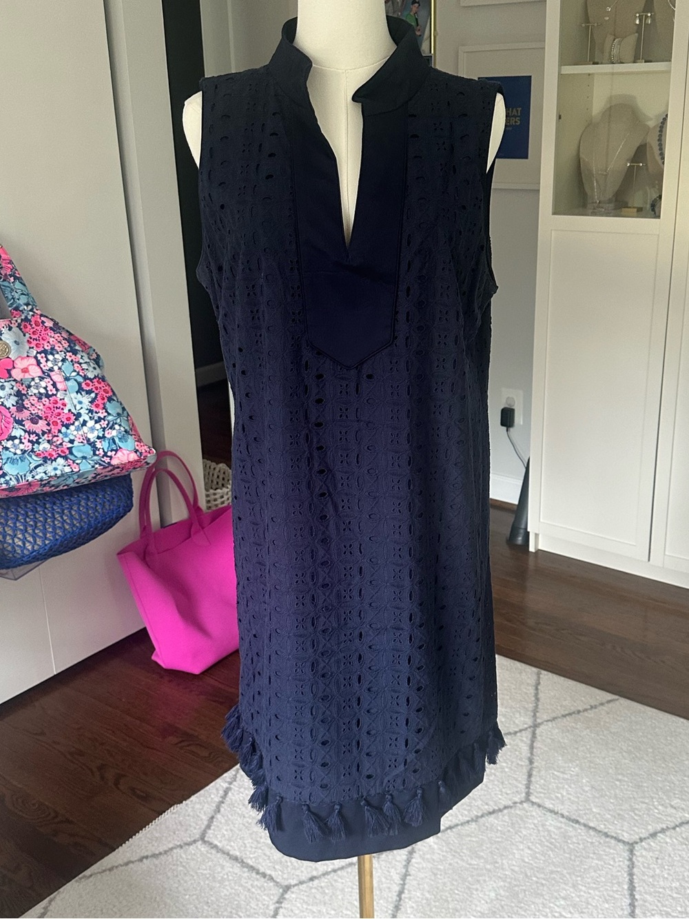 Like New Eliza J Mandarin Collar Eyelet Lace Shift Dress With Tassel Hem